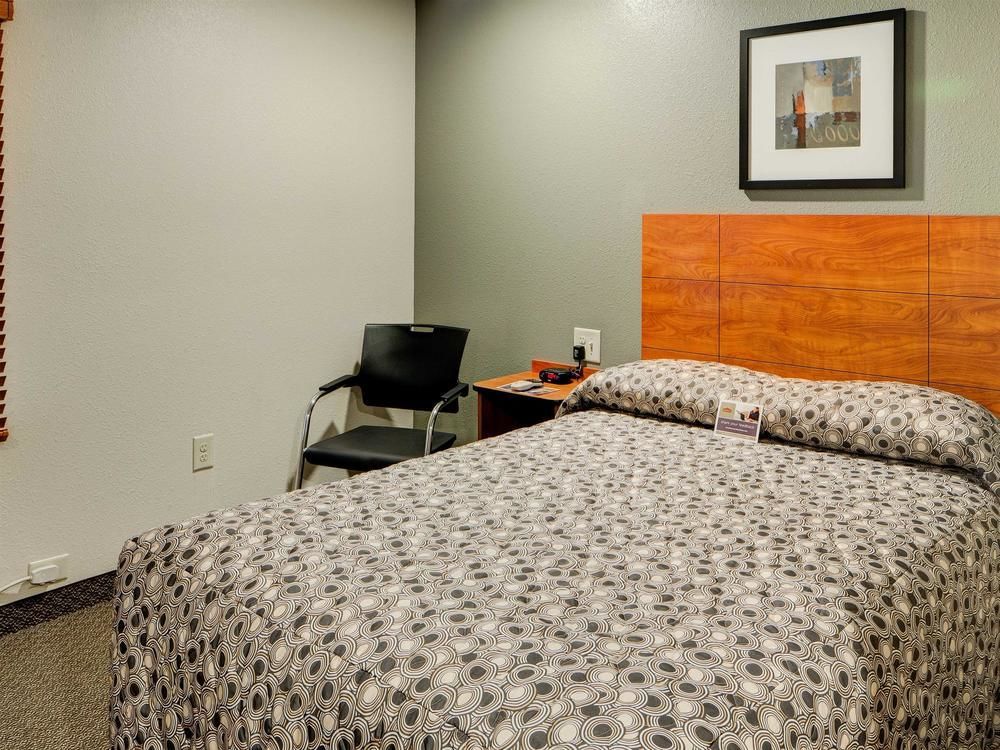 Best Studio Inn โฮมสเตด ภายนอก รูปภาพ